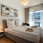 アパート Luxuswohnung Mit Weserblick Naehe ブレーメン